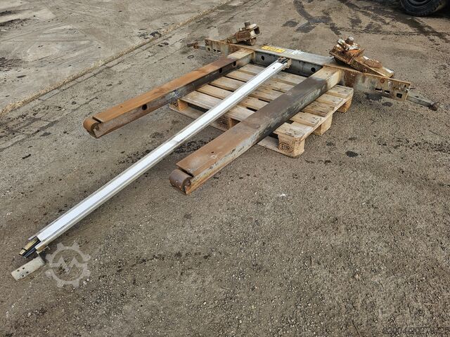 2006 VAN HOOL șasiu container cu glisare frontală - piesă. VAN HOOL FRONT SLIDING CONTAINER CHASSIS PART.