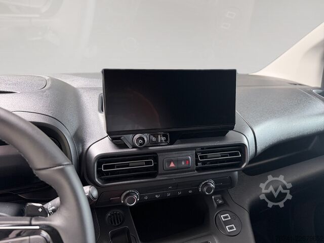 Panelová dodávka Citroën Berlingo Kastenwagen XL Diesel 130 Automatik