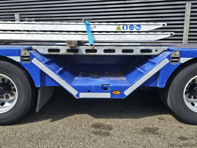 Încărcător redus Max Trailer F-S43-1AAF / EXTENDABLE / WHEEL WELL / RADMULDEN