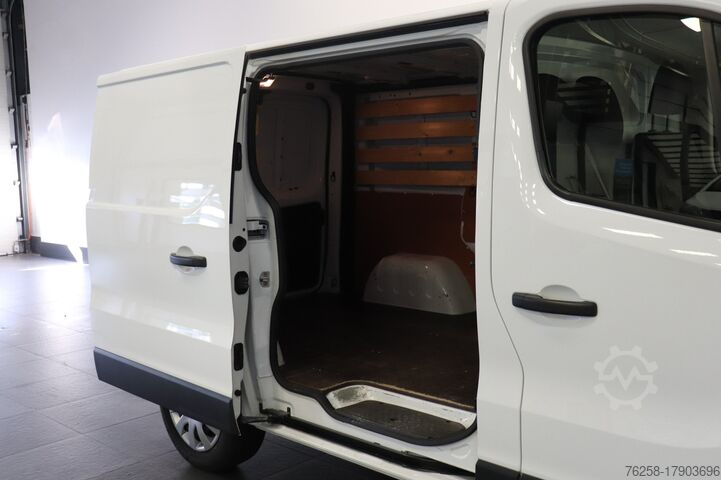 Kola sa kutijama Nissan NV300 1.6 dCi 120PK EURO 6 - Airco - Navi - Cru...