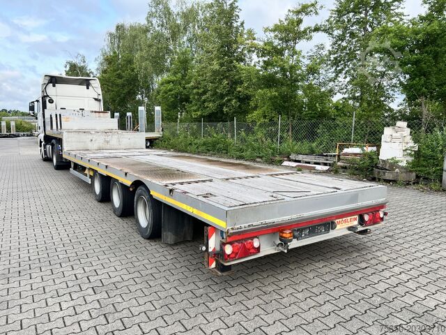 Niski poluprikolica Möslein STO 3 Schwebheim  3 Achs Satteltieflader