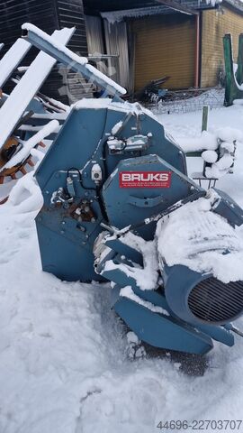  BRUKS 602CS