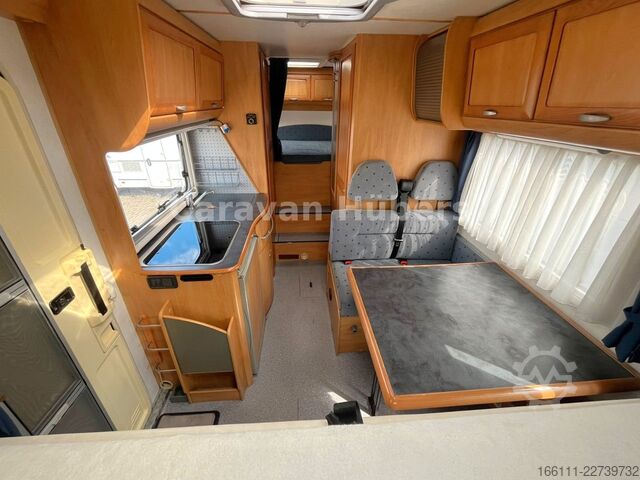 Integruota kemperis HYMER/ERIBA B 524 - Klima - Hub/Festbett -  - AHK