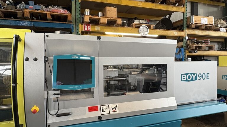 Machine de moulage par injection DR. BOY BOY 90E