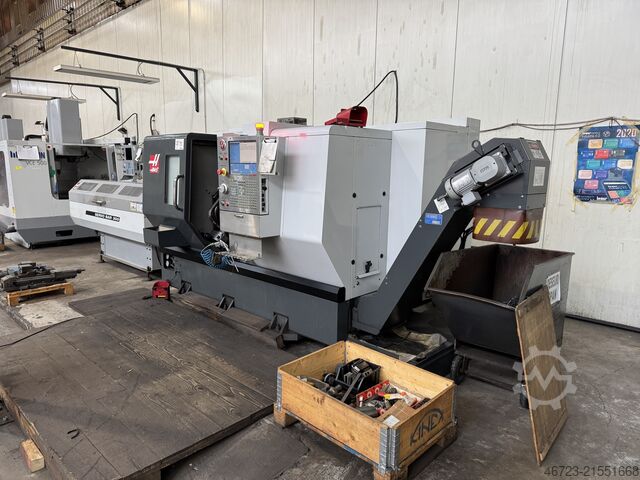CNC-Drehmaschine mit Stangenförderer HAAS ST-20