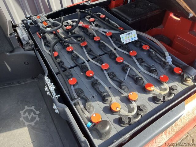 Forklift 3 roda elektrik Linde E16C-02