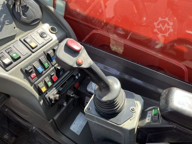 Forklift teleskopik berputar Manitou MRT1840