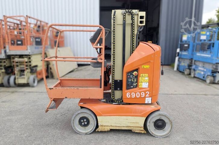 টেলিস্কোপিক প্ল্যাটফর্ম JLG Toucan T8E