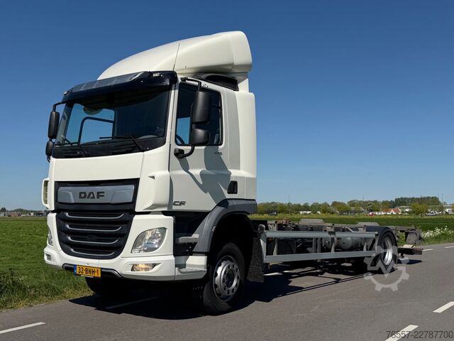 Sasis dengan kabin DAF CF 340 CF 340. EURO6. BDF
