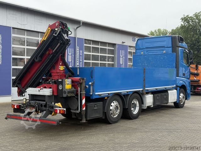 Düz kasa kamyon MERCEDES-BENZ ACTROS 2545 6x2 Pritsche Kran Palfinger PK20001K