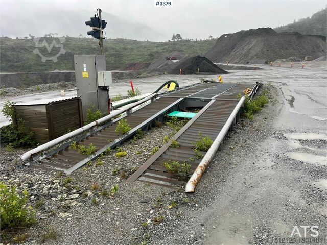 Komplett lite brukt vaskeanlegg for lastebiler Komplett lite brukt vaskeanlegg for lastebiler