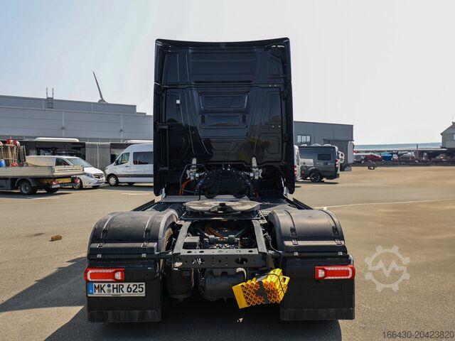 Tractor estándar Mercedes-Benz eActros 600 LS 4x2