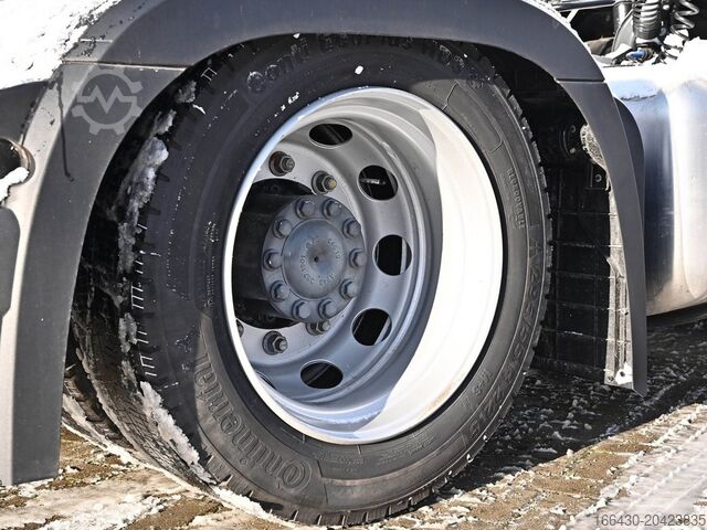 Rúmmá traktor eining Mercedes-Benz Actros 1851 LSnRL 4x2 LowLiner höhenverst Sattelkupplung