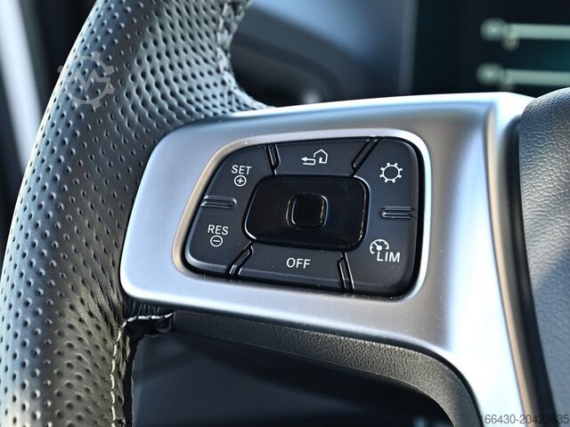 Rúmmá traktor eining Mercedes-Benz Actros 1851 LSnRL 4x2 LowLiner höhenverst Sattelkupplung