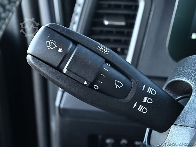 Rúmmá traktor eining Mercedes-Benz Actros 1851 LSnRL 4x2 LowLiner höhenverst Sattelkupplung