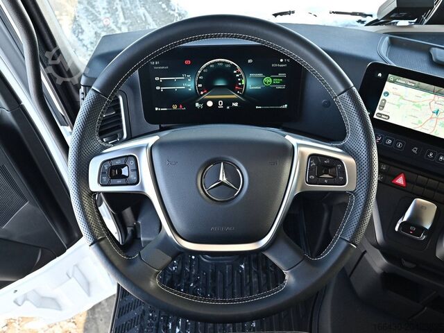 Rúmmá traktor eining Mercedes-Benz Actros 1851 LSnRL 4x2 LowLiner höhenverst Sattelkupplung