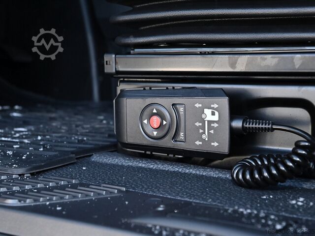 Rúmmá traktor eining Mercedes-Benz Actros 1851 LSnRL 4x2 LowLiner höhenverst Sattelkupplung