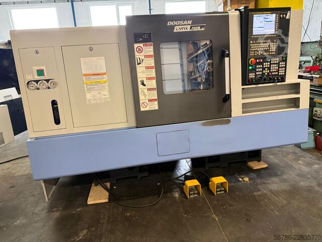 CNC strug DOOSAN Lynx 300M