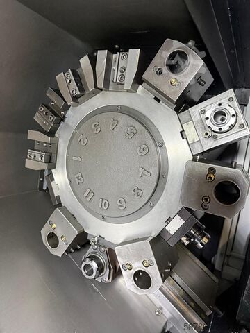 CNC strug DOOSAN Lynx 300M