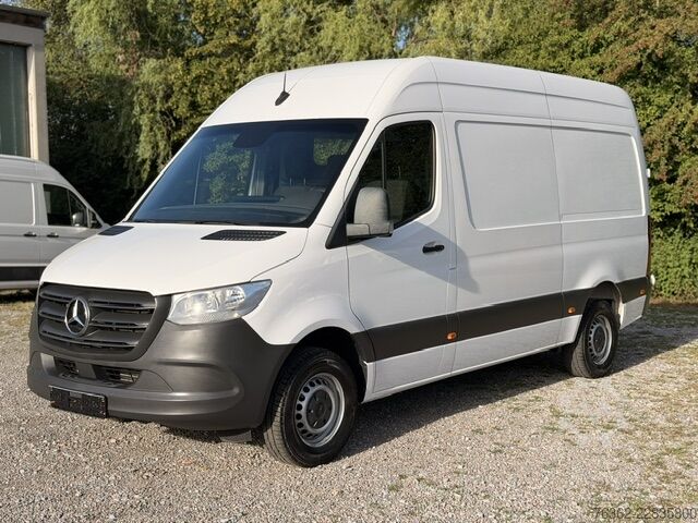 Hátíð loftrými sendibíll Mercedes-Benz Sprinter 319 L2H2 V6 3,0L AHK-3,5T Kamer