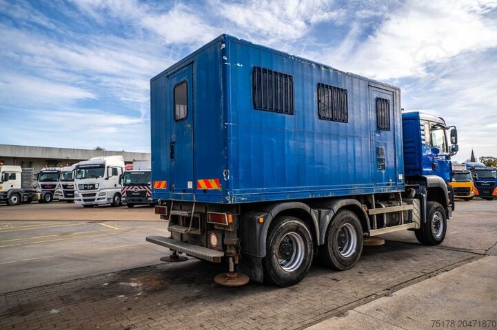 حقيبة سفر MAN TGA 33.363 FDAK- 6x6 + LABO