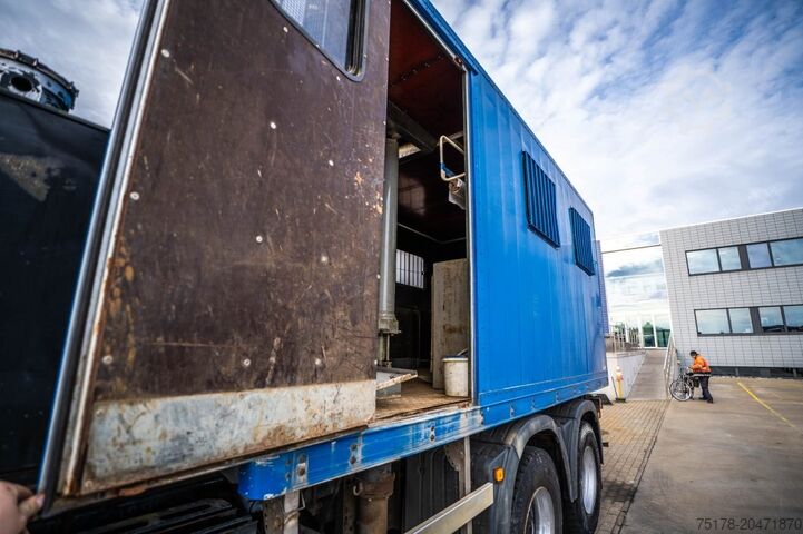 حقيبة سفر MAN TGA 33.363 FDAK- 6x6 + LABO