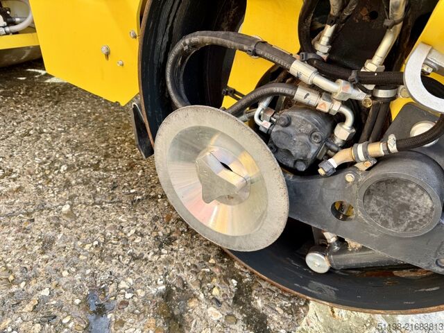 Rouleau tandem Bomag BW 100 AD-5 Tandemwalze