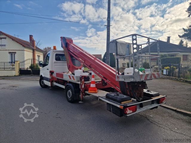 משאית פלטפורמת עבודה MERCEDES-BENZ 313 Hubarbeitsbühne