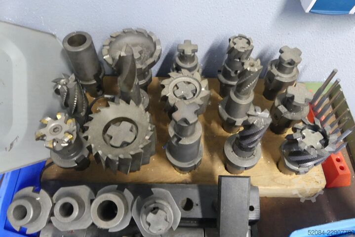 Gereedschapfreesmachine Deckel FP2