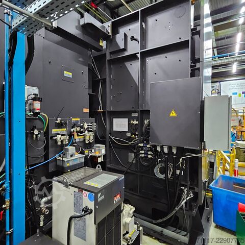 Vertical machining center Okuma MILLAC 852VII