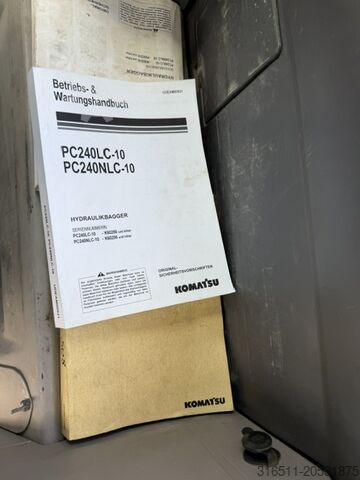Pelle sur chenilles Komatsu PC240NLC-10
