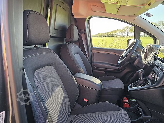 Mala MERCEDES-BENZ ECITAN 51kWh L1 290Km WLTP