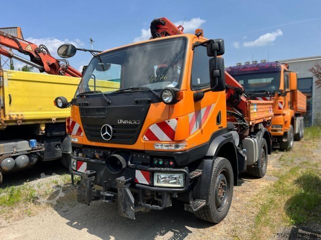 Andra MERCEDES-BENZ Unimog U20 2-Achs Allradkipper Kran Palfinger Kr