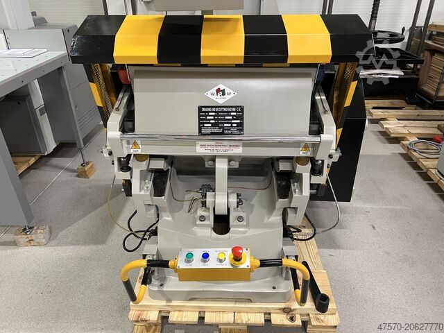 Stanssauslaite ML-800 NXL Die-Cutting Machine