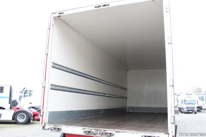 箱式挂车  Geidobler koffer 2-Achser JOST