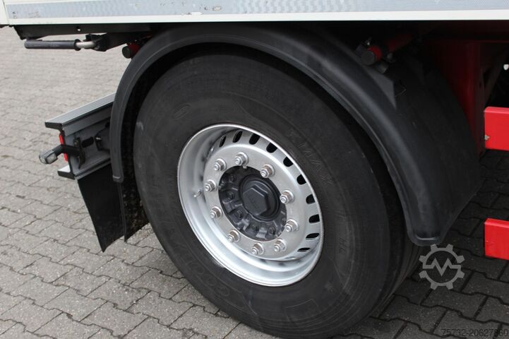 箱式挂车 Geidobler koffer 2-Achser JOST