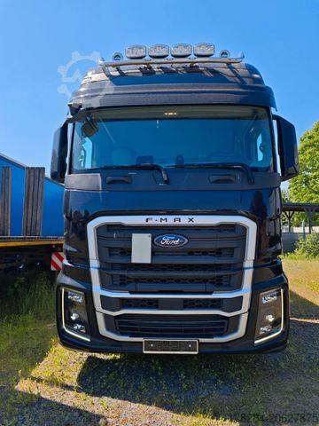 Tractor estándar FORD F-MAX LUX LED, Intarder, Standklima, RDKS, Voll
