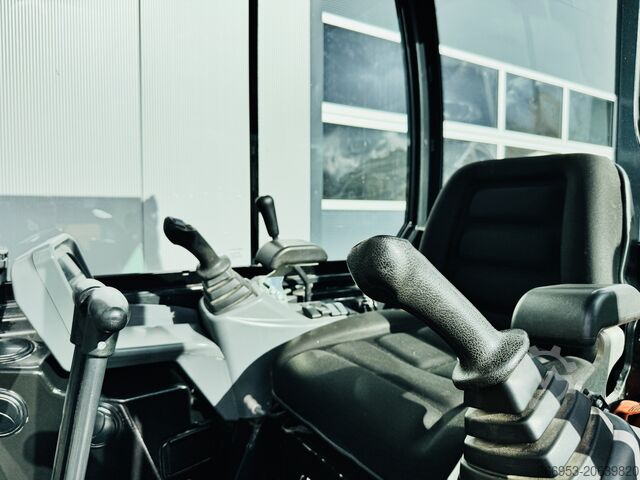 Sia “Vwm” Sia “Vwm” Sia “Vwm”