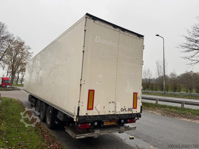 Koffer Schmitz Cargobull 3-ASS GESLOTEN OPLEGGER