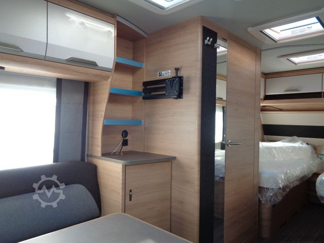 कारवां KNAUS Südwind 460 EU Black Sel. *Winter*Markise*Extras