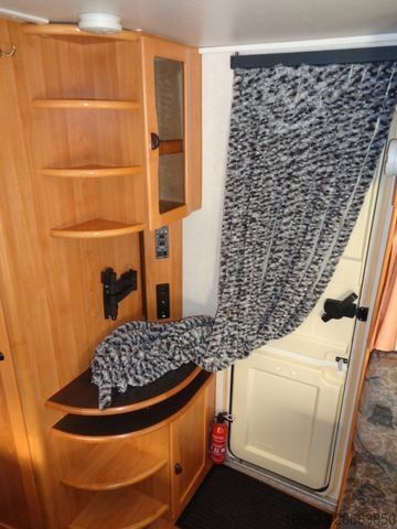 कारवां HYMER/ERIBA Moving 490 *Vorzelt*Fahrradträger*