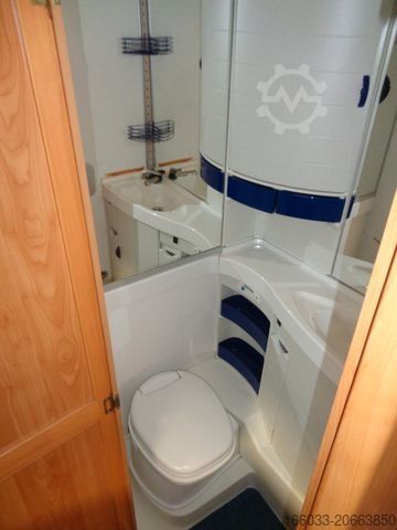 कारवां HYMER/ERIBA Moving 490 *Vorzelt*Fahrradträger*