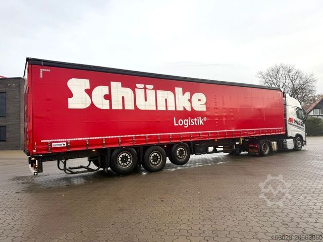 Auflieger mit Pritsche & Plane SCHMITZ CARGOBULL Speed-Curtainsider - Top Zustand TÜV Neu