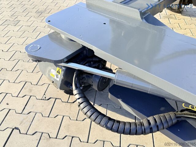 Vierwege-Gabelstapler Combilift C4000 GAS TRIPLEX 6900 FREE-LIFT CABIN