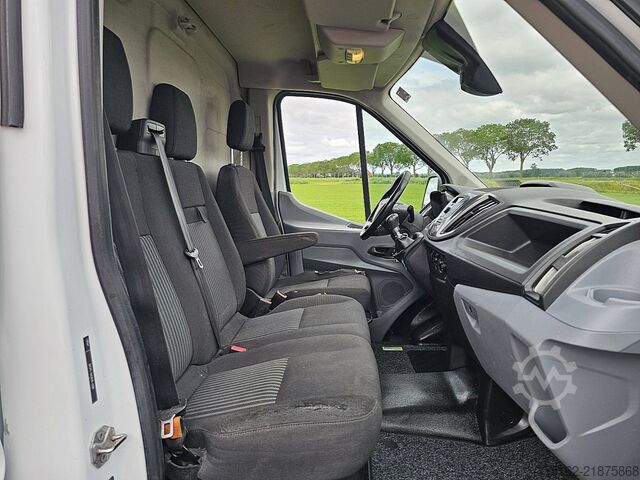 Kombi s vysokou strechou FORD TRANSIT 2.0 L3H2 170Pk Euro6!