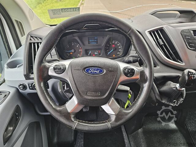 Kombi s vysokou strechou FORD TRANSIT 2.0 L3H2 170Pk Euro6!