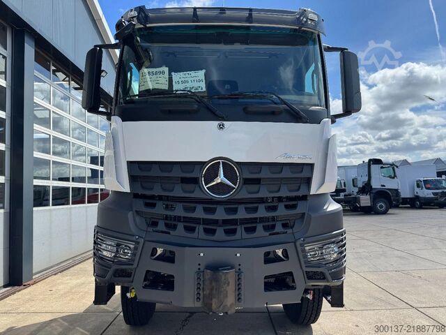 Zware belasting Mercedes-Benz Arocs 4058 AS 6x6 Tractor Head 180T Push Pull E...