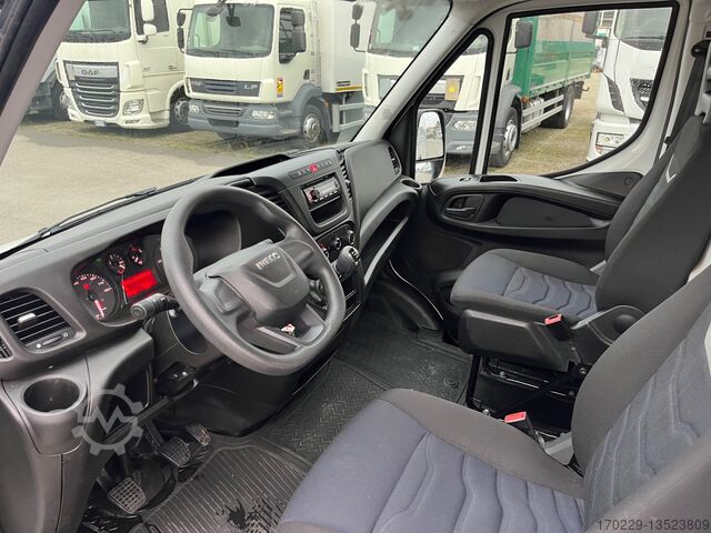 Furgonetas Iveco DAILY 35S12