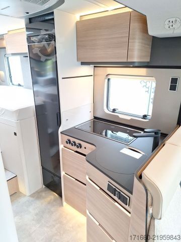 Autocaravana semi-integrada HYMER/ERIBA B-Klasse MC T 600 Hubbett