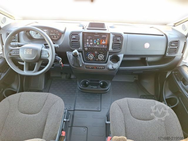 Autocaravana semi-integrada BÜRSTNER Signature SFT 7.1 ** Automatik **